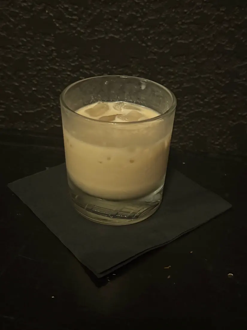 White Bow Tie cocktail served at Antwerp Distillery